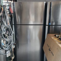 KENMORE 18CUFT STAINLESS STEEL FRIDGE 