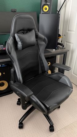 Black & Gray Racing Style Gaming Chair