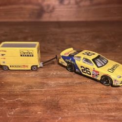 Nascar Racing Champions 3-D 1999 #26 Johnny Benson Cheerios 1:64 +tool Box