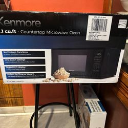 Kenmort Microwave 