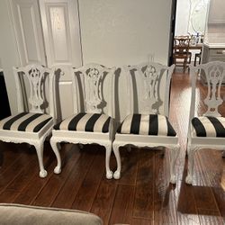 Set Of 4 Vintgae Chippendale Dining Chairs, Black And White