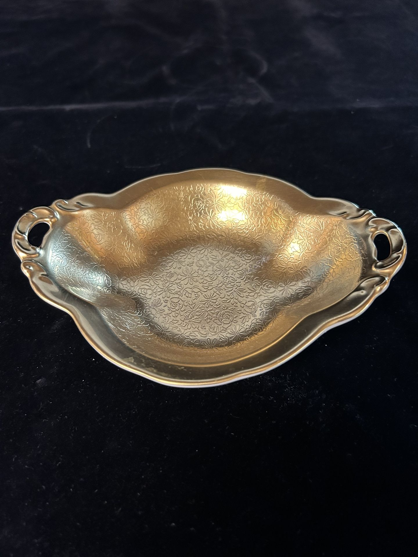 Pickard China Bon Bon Dish (Daisy Pattern)