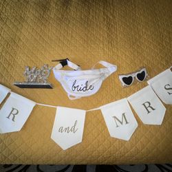 4 Piece Mr. And Mrs. Bridal Accessories 