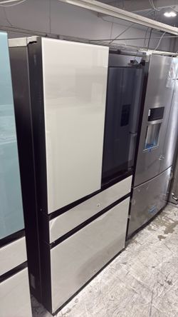 Samsung bespoke smart hub refrigerator