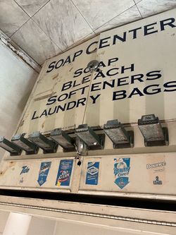 Laundry soap dispenser