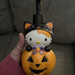 Hello Kitty Halloween Lotion Soap Pump