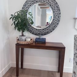 Solid Wood Entry Table – Great Condition