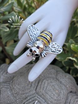 Sterling Silver Ring electroformed puffy beautiful Bee design.