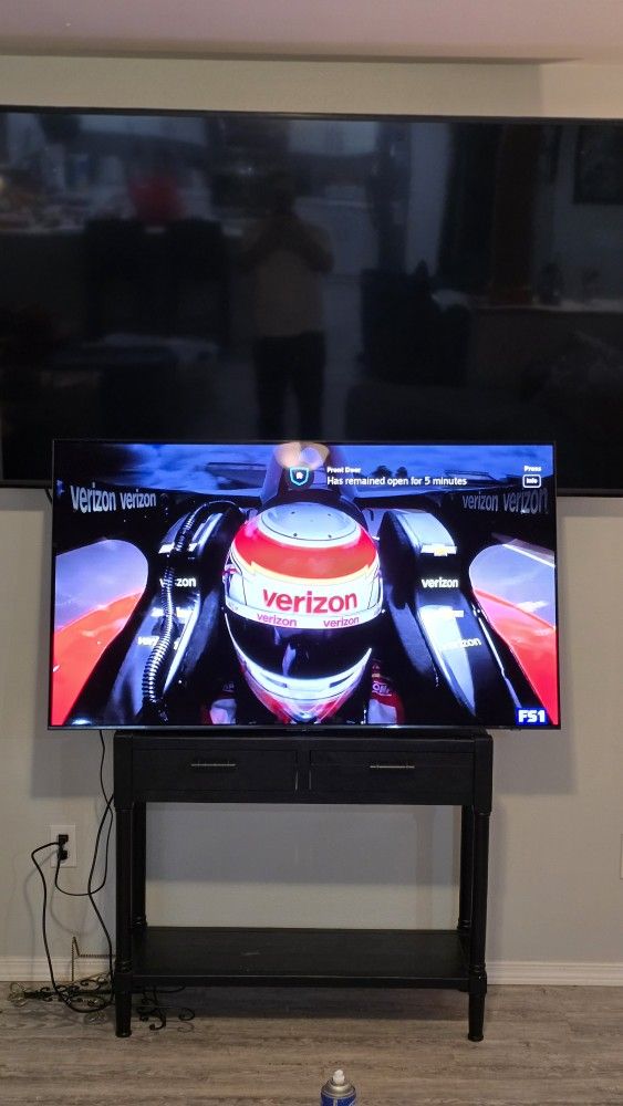 55 INCH Samsung Oled 4k. AI smart Tv