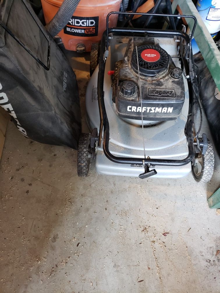 Craftsman lawnmower