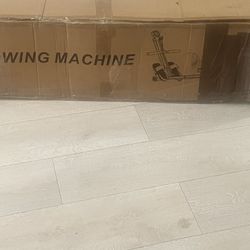 ROWING MACHINE NEW