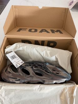 Yeezy Foam RNR MX Cinder size 10