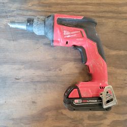 Milwaukee M18 Drywall Screw Gun W/1.5 