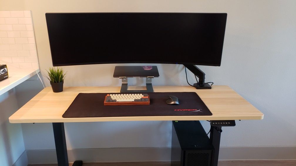 (Cracked) Samsung 49" 144hz Curved Ultrawide Monitor