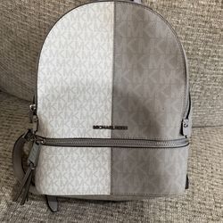 Michael Kors Rhea Women Girls Medium White / Grey Leather Fashion Backpack Bag
