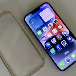 Appple iPhone 14 Plus, 128GB Factory Unlocked Come Brand New Clear Case !