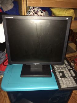 Samsung Syncmaster930b LCD Monitor