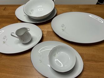 Sango China (Japan) Rosalie. Excellent Condition. Serving pieces and dessert bowls (5) 9” bowl, platters - 12”, 2-14”, 16”. Creamer.