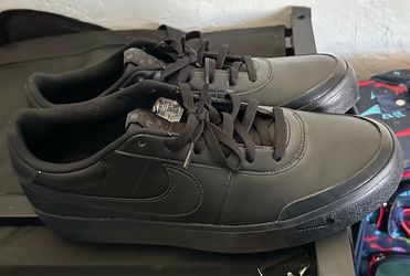 Price Negotiable - Nike Courtside Shoes 12