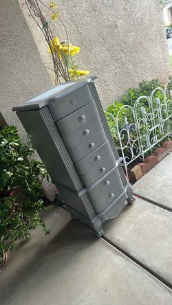 Free east palmdale perfect for a DIY project