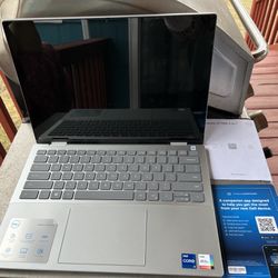 Dell Inspiron 2 in 1 Laptop 