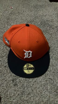 Detroit orange fitted cap