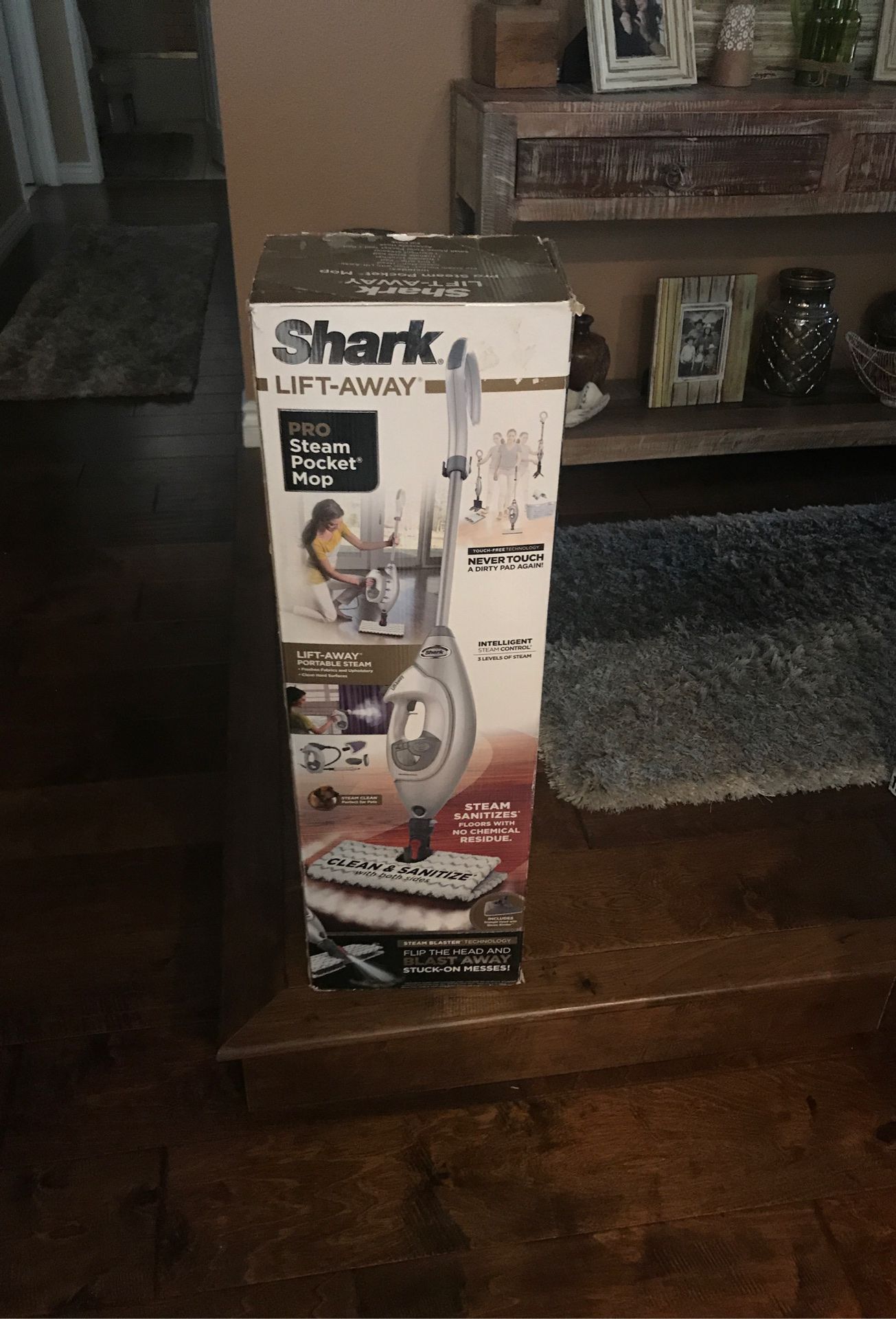 Shark That’s the way I steam pocket mop