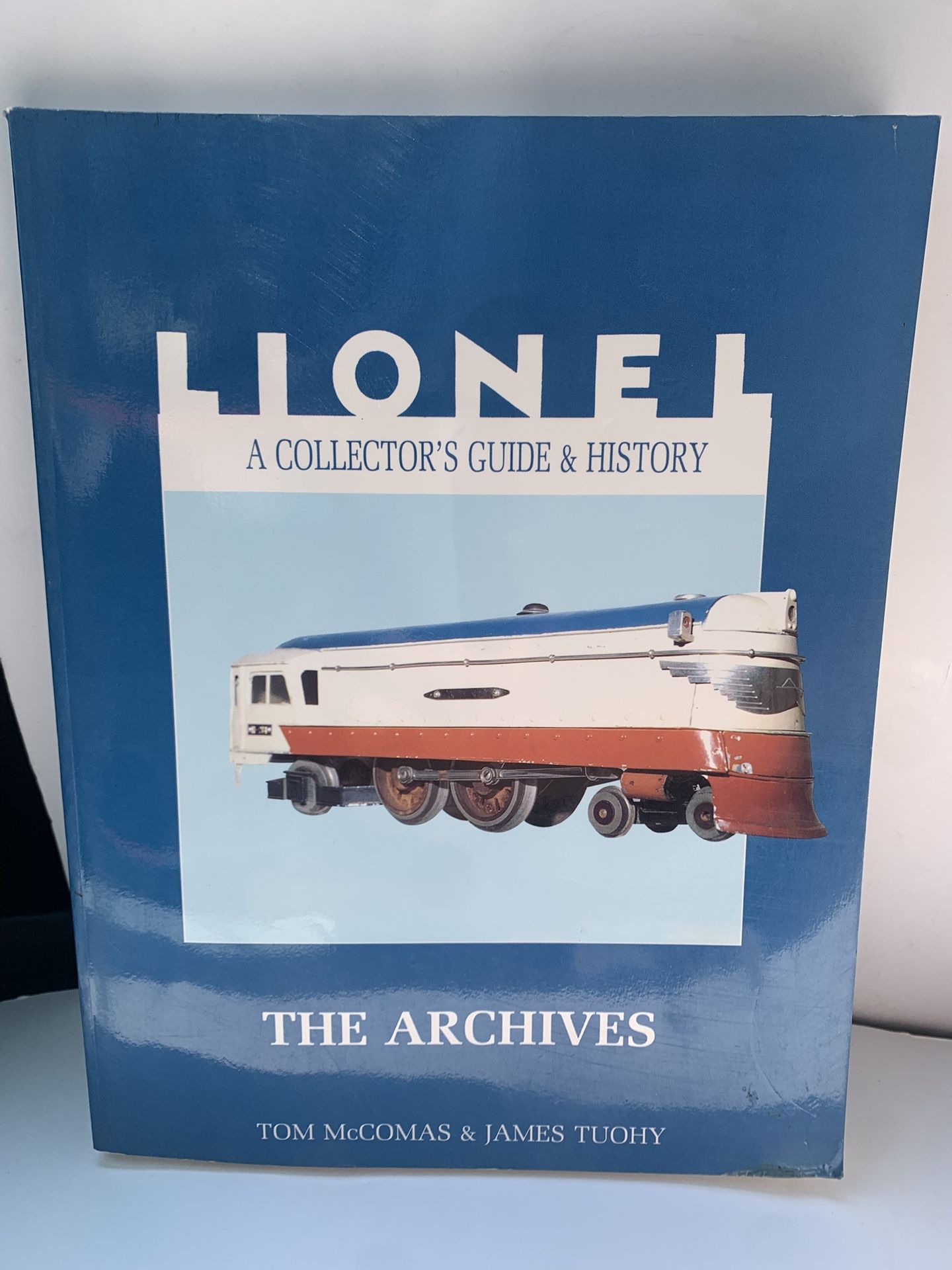 Lionel The Archives Train Book