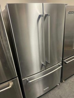 Stainless Steel French Door Refrigerator, Excellent Condition with IceMaker