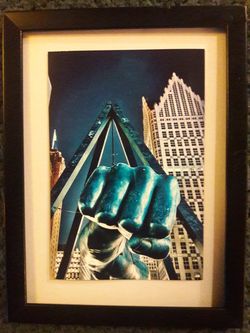 JOE LOUIS MEMORIAL "THE FIST" DOWNTOWN DETROIT PICTURE
