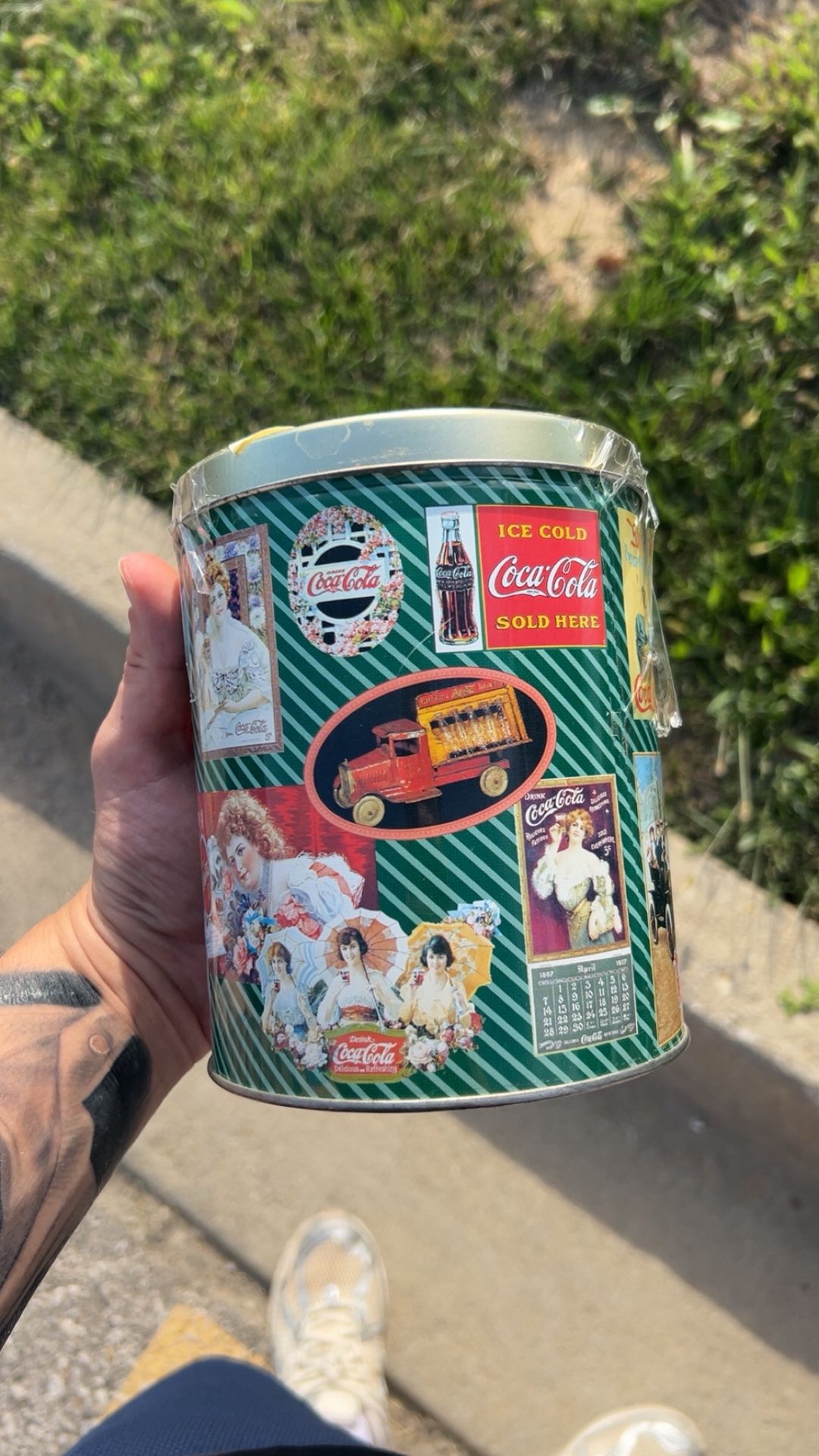 Vintage Coca-Cola Tin with Jigsaw Puzzle Included