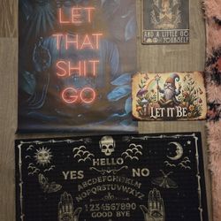 Ouija Board mat & House Decor