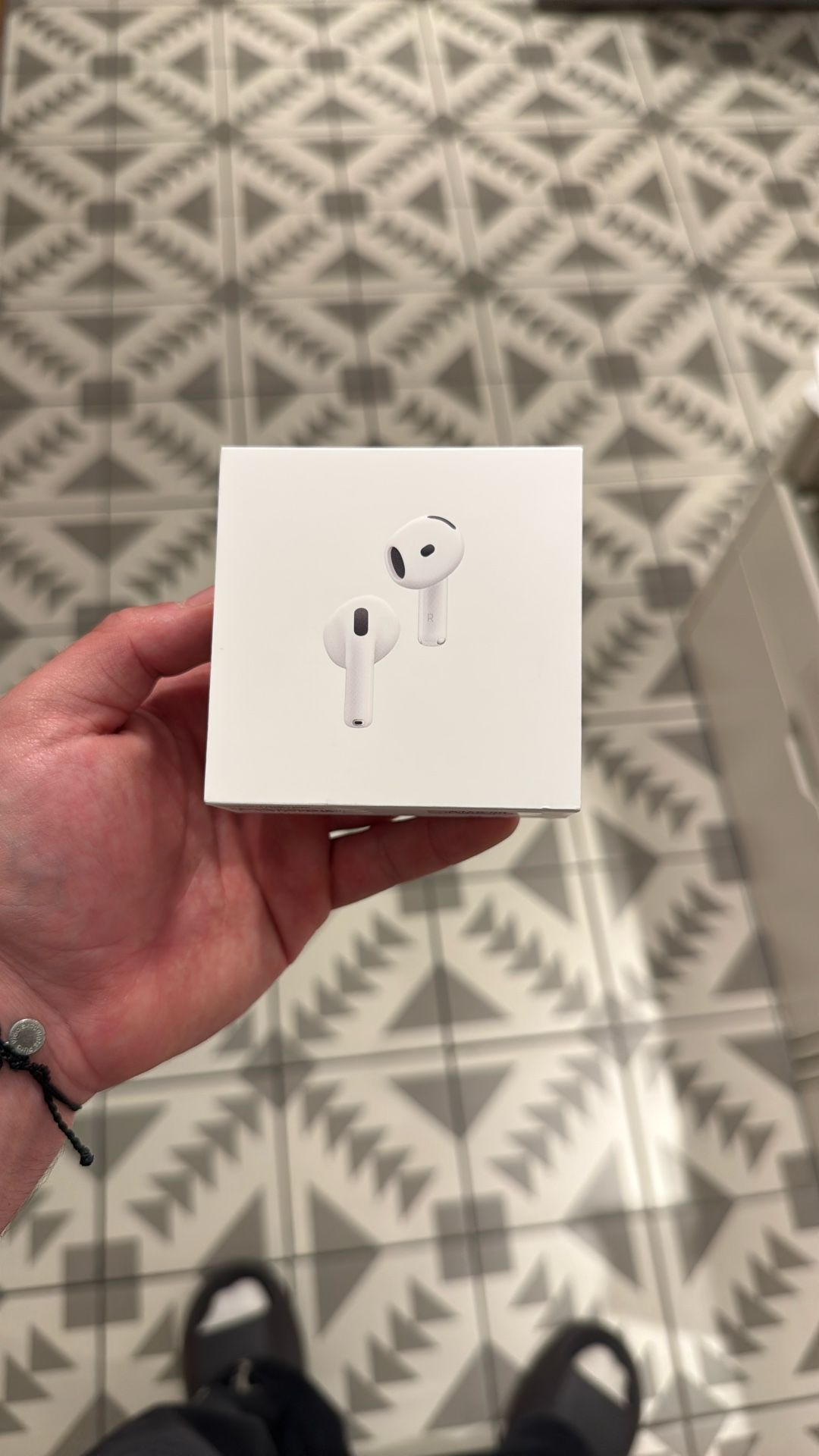 AirPods 4 With Active Noise Cancellation