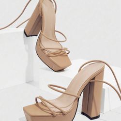 Cucco Strap High heels