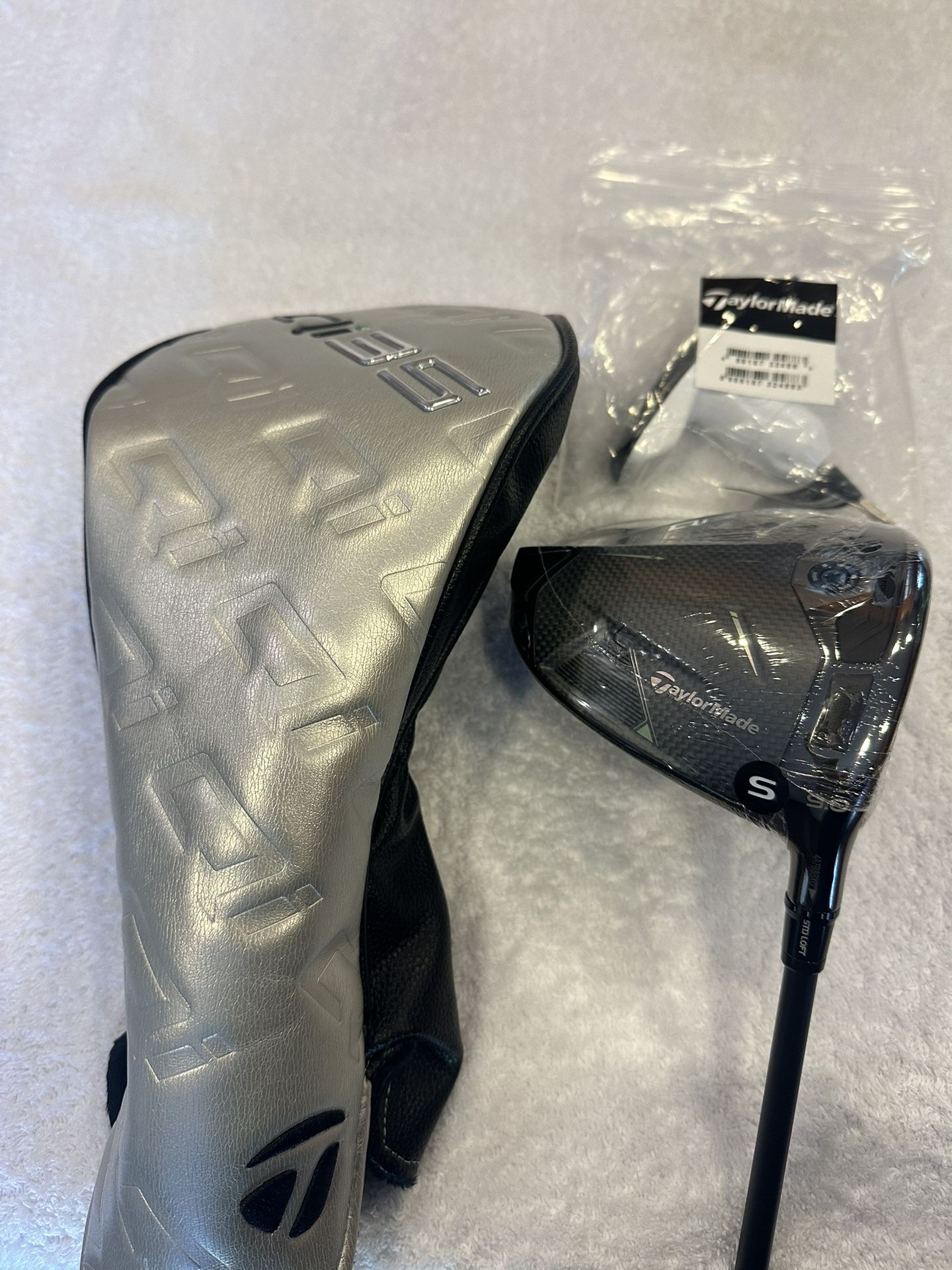 Taylormade- Qi35 Driver