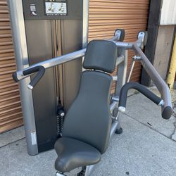 Life Fitness Commercial Gym Signature Series Shoulder Press - Excellent Condition