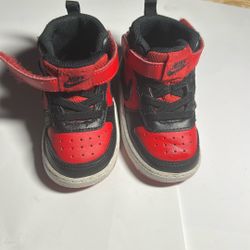 Nike Court Borough Mid 2