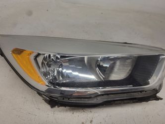 Ford Escape passenger side headlight assembly