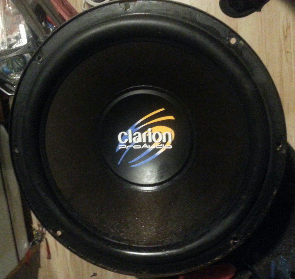 **2** Rare Clarion Pro Audio 12" 500 Watt Subwoofers SRM3008