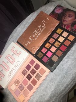 Huda beauty eye shadow palettes