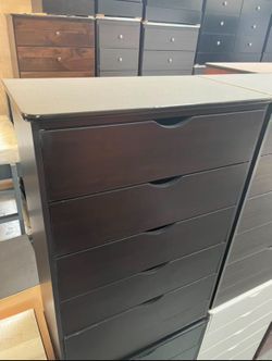 Five drawers dresser