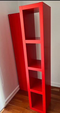Red shelves (2)