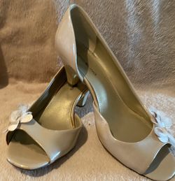 Bandolino Shoes, Tan, 8 1/2M