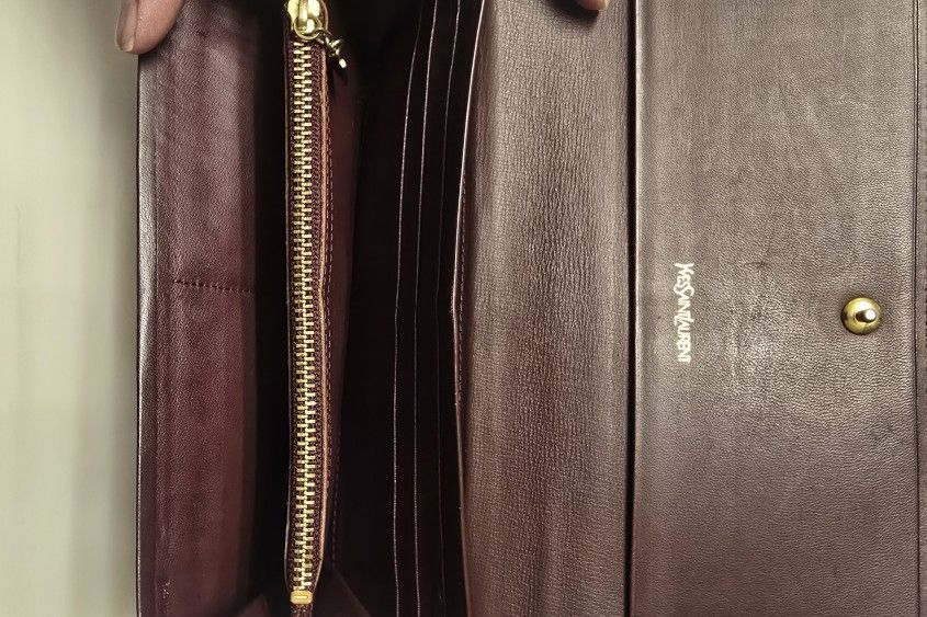 Leather Yves Saint Laurent Wallet