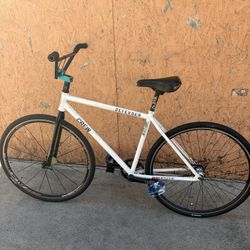 DEFENDER CREW BIKE