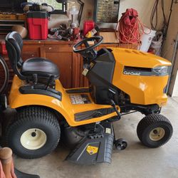 2022 Club Cadet Lt 42