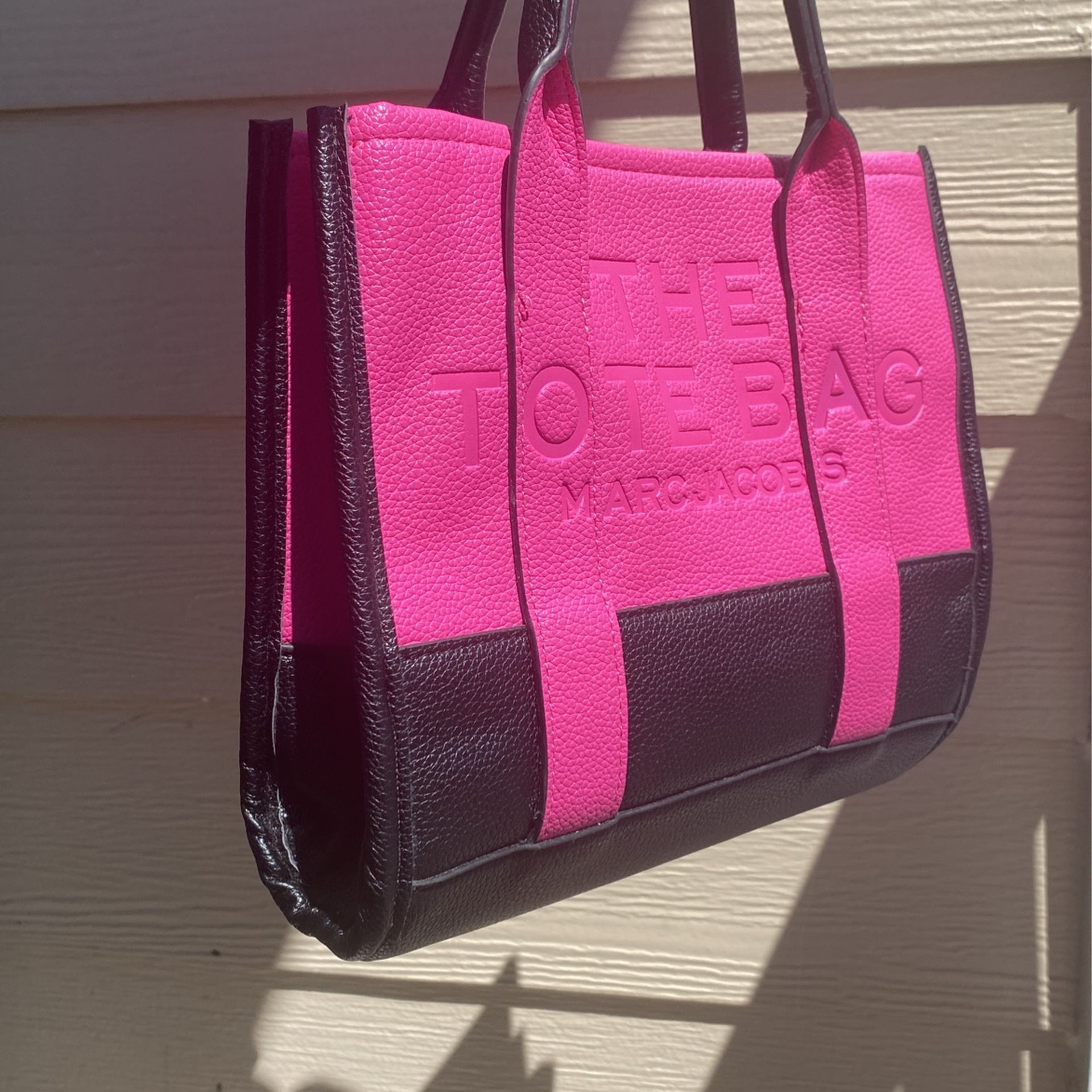 Marc Jacobs "The Tote Bag"