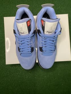 Air Jordan Retro 4 UNC Size 9.5 In Great Condition With Shoe Box. 
