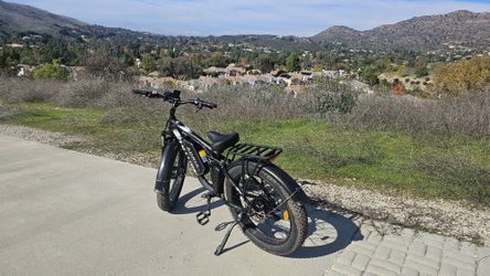 Electric Bike. Very Fast 40+mph
