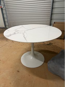 FREE TABLE $0!